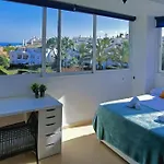Peaceful Sea&mountain View House Apartman